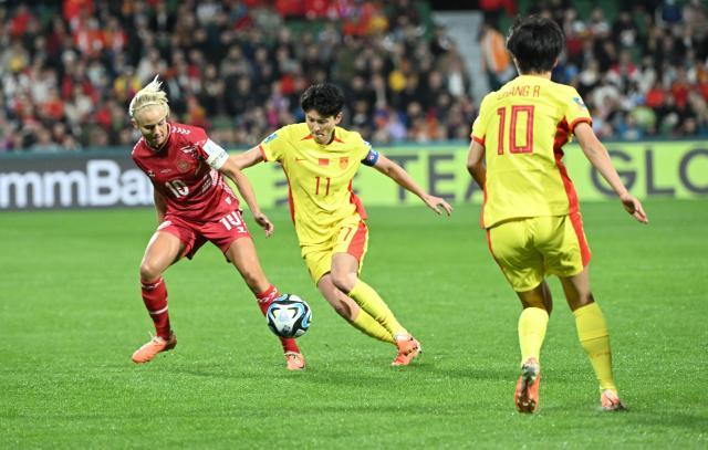 正版应用-遗憾！王珊珊领衔防线百密一疏 高空球成致命伤