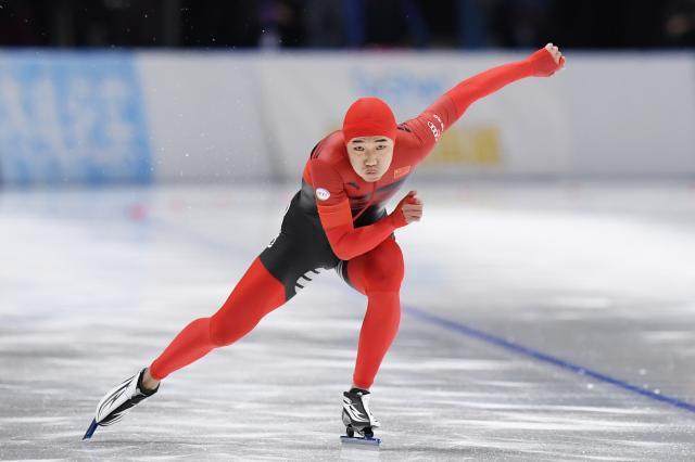 正版应用-【冬奥100天】速滑双子星争奖牌 “女强男弱”成历史？